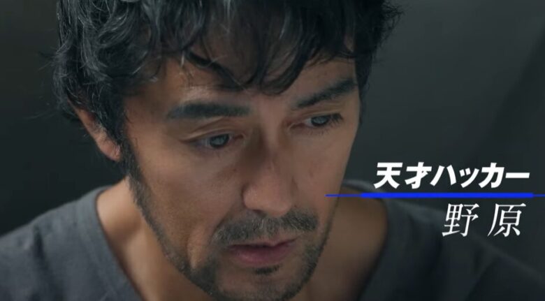 野原賢太郎（阿部寛）は